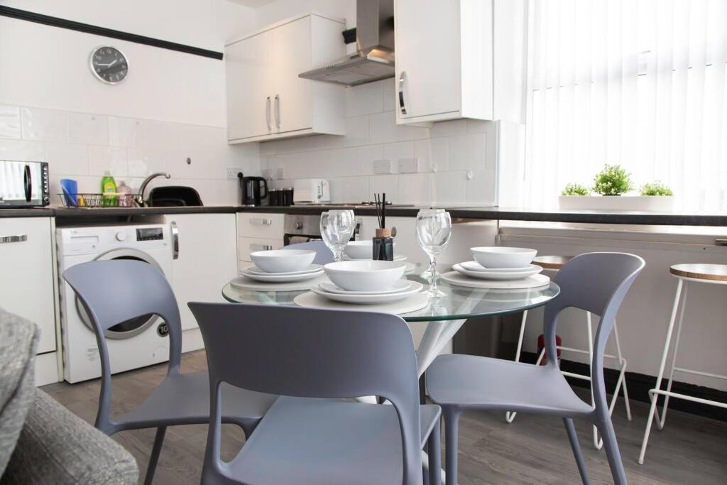 Bootle, Liverpool Modern 1Bed Ft Apartment Luaran gambar